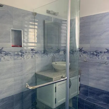 Well Equipped Peaceful 3 Bedroom Apartment Flic en Flac Exterior photo