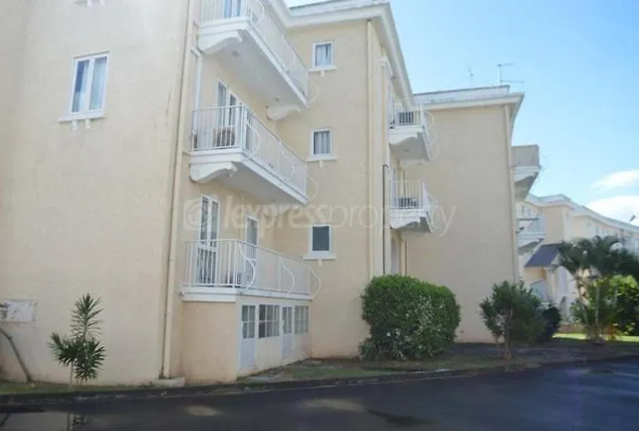 Well Equipped Peaceful 3 Bedroom Apartment